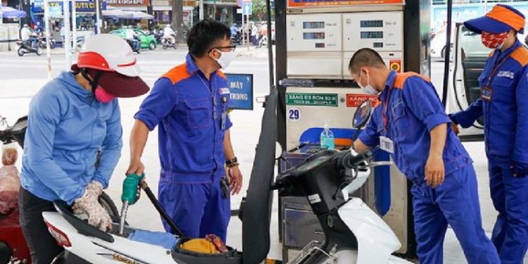 Quỹ bình ổn giá xăng dầu quý IV/2021 còn gần 900 tỷ