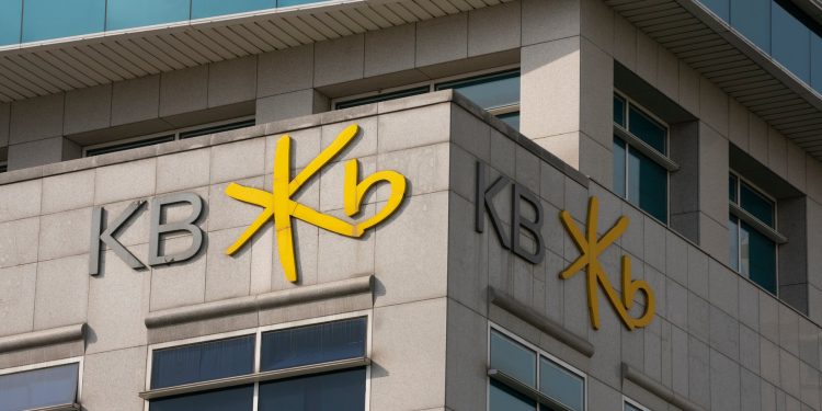 KB Bank ra mắt quỹ đầu tư tiền điện tử đầu tiên của Hàn Quốc