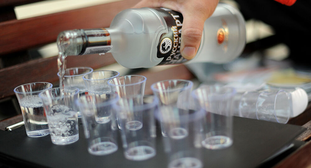 vimoney: Một số cửa hàng ở Mỹ, Canada dừng bán rượu Vodka Nga