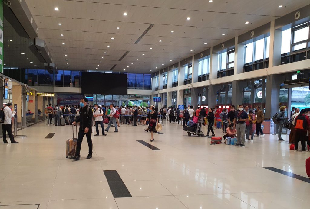 vimoney: Một đường băng sân bay Tân Sơn Nhất tạm đóng cửa từ 21/2