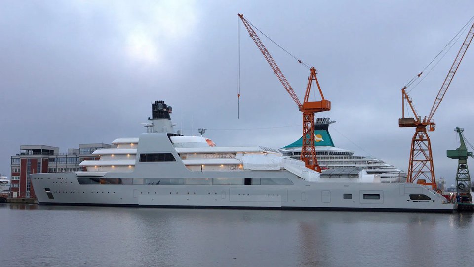 vimoney: Tỷ phú Roman Abramovich mua siêu du thuyền Solaris gần 580 triệu USD