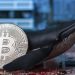 ViMoney: Cá con tích lũy, cá voi phân phối, liệu đây đã là đáy của Bitcoin?