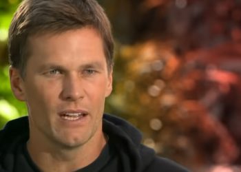Tom Brady không giải nghệ nữa khi giá tiền điện tử giảm