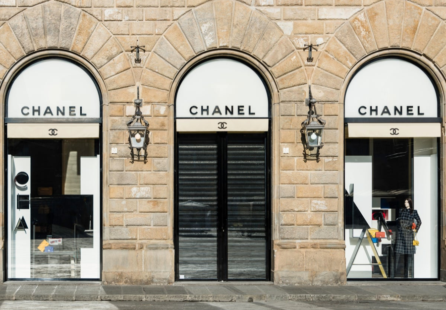 ViMoney: Các thương hiệu thời trang xa xỉ dứt áo rời Nga - Chanel
