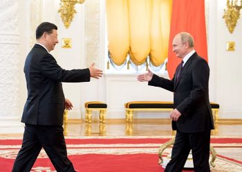 Nga trông đợi vào hệ thống tài chính của Trung Quốc để giữ lưu thông tiền