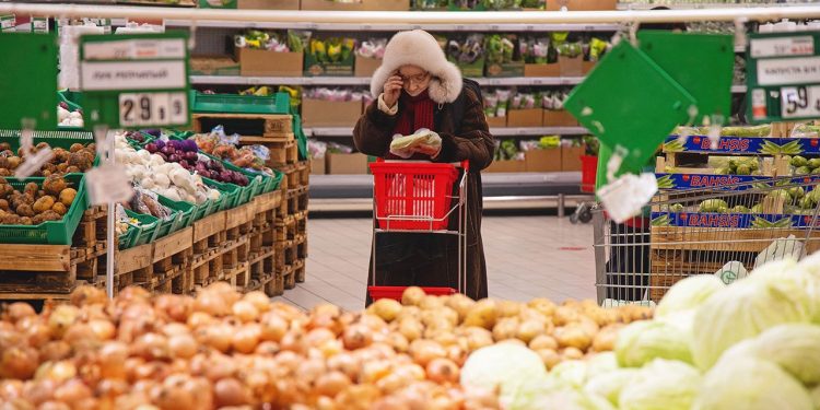 ViMoney: Nền kinh tế Nga đang gặp khó khăn như thế nào bởi các lệnh trừng phạt chưa từng có? h1