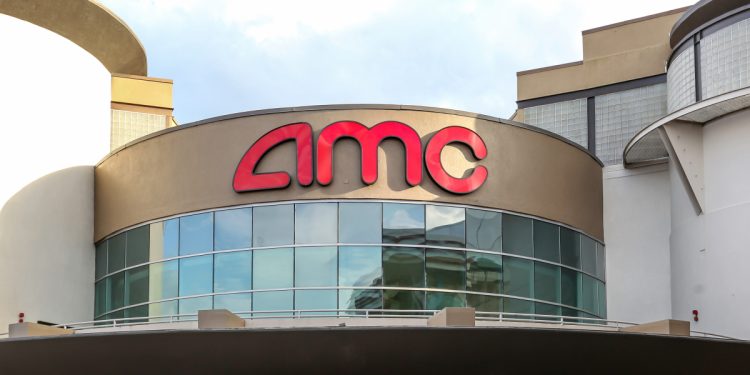 ViMoney: Shiba Inu và Dogecoin hiện đã được AMC Theatres chấp nhận