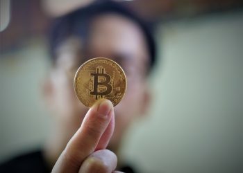 Satoshi bí ẩn khét tiếng – “khuôn mặt đằng sau Bitcoin” bước sang tuổi thứ 8