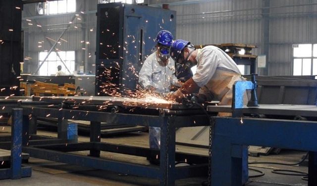 Chuyên gia: “Kinh tế Trung Quốc khó duy trì đà tăng trưởng”