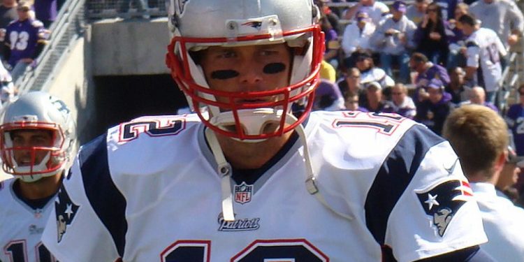 Tom Brady muốn có ưu đãi Bitcoin cho người kém may mắn đã mua TD Ball “cuối cùng” của anh ấy