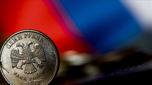 ViMoney: Kinh tế Mỹ và châu Âu chịu ảnh hưởng ra sao khi trừng phạt Nga? Đồng rub mất giá