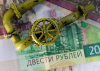 Liên minh châu Âu phản đối việc thanh toán mua khí đốt bằng đồng ruble