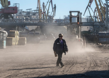 Kinh tế thế giới sẽ hỗn loạn thế nào khi FED tăng lãi suất?