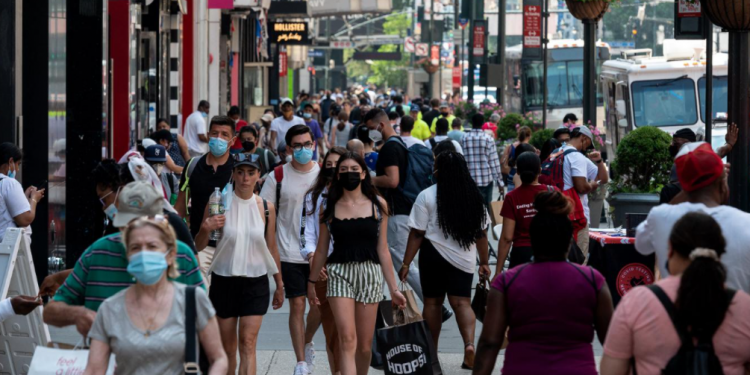 Người tiêu dùng ảnh hưởng gì sau khi FED tăng lãi suất lên 25 điểm cơ bản?