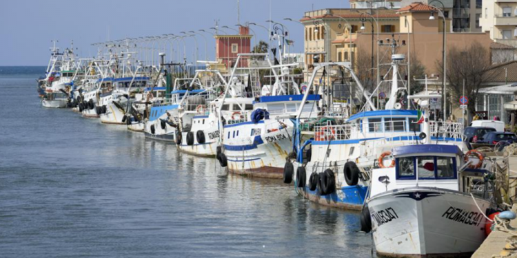 Châu Âu “toát mồ hôi lạnh” đối mặt với khủng hoảng năng lượng