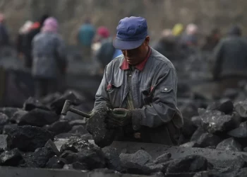 Trung Quốc - Giá than tăng hơn 6% chỉ trong một ngày