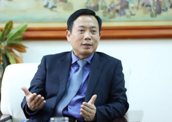 Xem xét kỷ luật Chủ tịch Ủy ban Chứng khoán Nhà nước Trần Văn Dũng