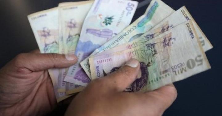 Bất ổn chính trị “thổi” phố Wall đến thị trường mới nổi giàu hàng hóa