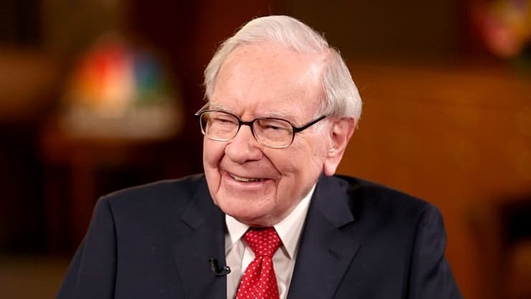 Cổ phiếu Berkshire Hathaway của Warren Buffett lần đầu tiên đạt mức cao kỷ lục trên 500.000 USD