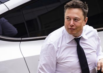 Elon Musk nổi giận vì Tổng thống Biden chỉ nhắc đến Ford và GM trong Thông điệp liên bang