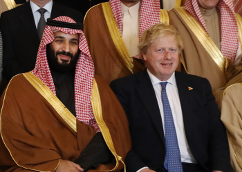 Mỹ thất bại, Anh tiếp bước, liệu Boris Johnson có thành công thuyết phục Saudi Arabia tăng sản lượng dầu?