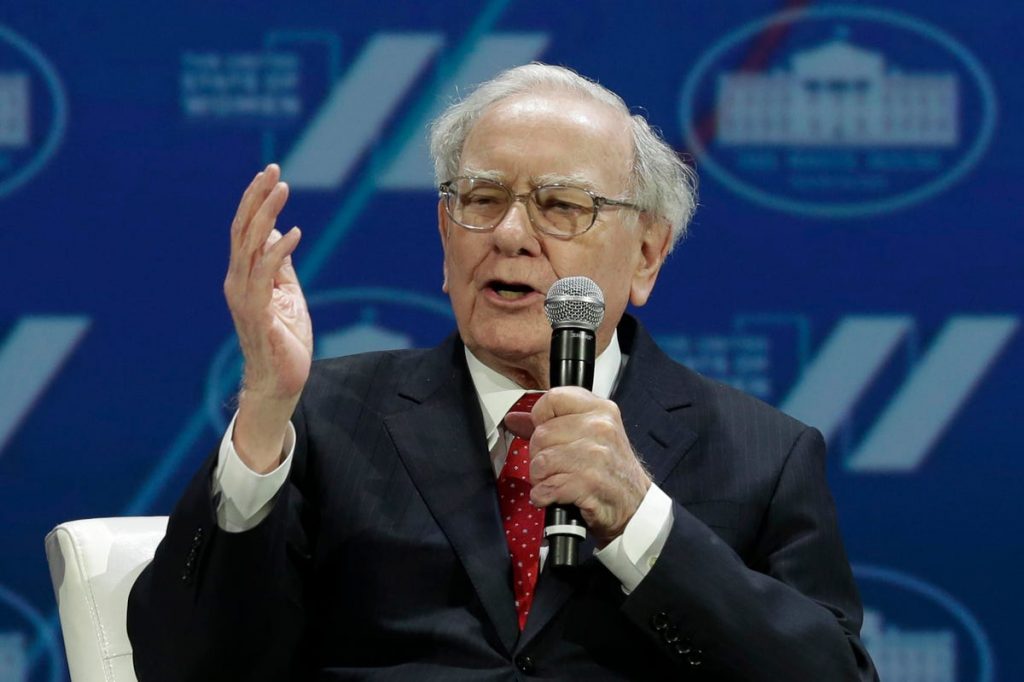 Vụ chốt deal lớn nhất trong nhiều năm của Warren Buffett