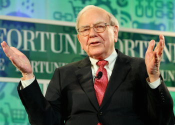 Tăng 90% trong 1 năm! Vừa mới mua 4,5 tỷ USD vào tuần trước, Warren Buffett lại chi thêm 1,5 tỷ USD để “càn quét” cổ phiếu dầu khí
