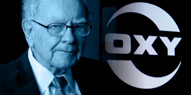 Gừng càng già càng cay! Giá dầu quốc tế tăng cao, Warren Buffett rót 5 tỷ USD vào cổ phiếu dầu khí