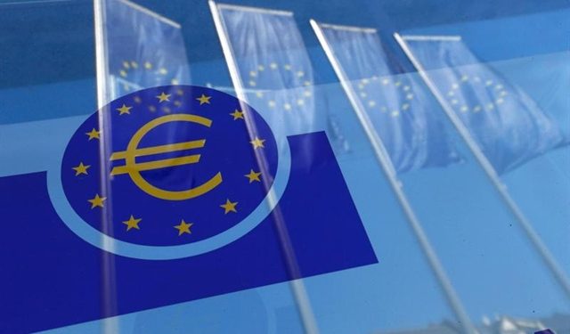 ViMoney: Xung đột Nga-Ukraine có thể “đốn gục” kinh tế châu Âu