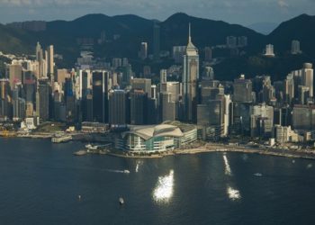 Gần 50% số công ty châu Âu tại Hong Kong cân nhắc chuyển địa điểm