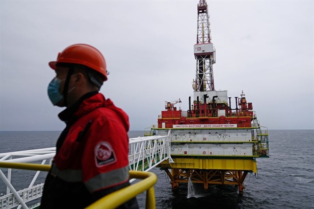 ViMoney: Mỹ cân nhắc cấm nhập khẩu dầu của Nga mà không có đồng minh?