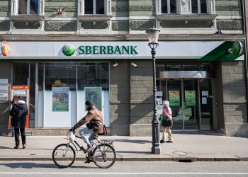 Ngân hàng Nga lên kế hoạch sử dụng UnionPay thay thế Visa, Mastercard