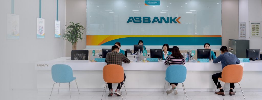 "Ghế nóng" CEO ABBank lại đổi chủ