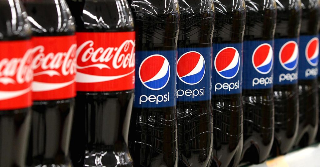 Coca-Cola, Pepsi và loạt ông lớn của Mỹ "quay xe" tạm dừng kinh doanh tại Nga