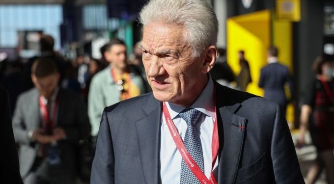 Mỹ thêm vợ và 2 con gái tỷ phú giàu nhất nước Nga vào danh sách trừng phạt