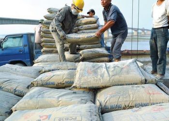 Doanh nghiệp xi măng đồng loạt tăng giá bán