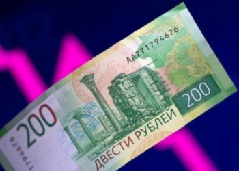 Đồng RUB lấy lại phong độ