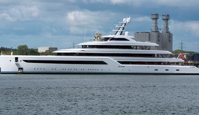 Giới tài phiệt Nga di chuyển du thuyền để "lách" lệnh trừng phạt của phương Tây