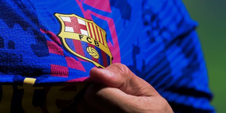 FC Barcelona đang khám phá cơ hội ở không gian metaverse và NFT