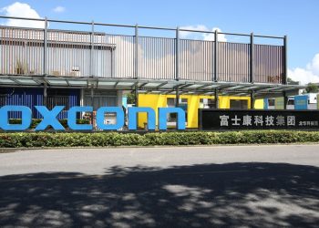 Foxconn tạm dừng hoạt động ở Thâm Quyến (Trung Quốc)