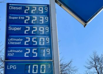 Chính phủ Đức xem xét hỗ trợ tài chính cho người dân