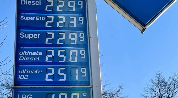 Chính phủ Đức xem xét hỗ trợ tài chính cho người dân