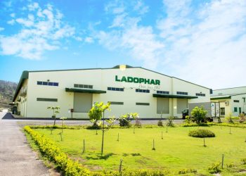 Louis Holdings đang mua 6,98 triệu cổ phiếu Dược Lâm Đồng