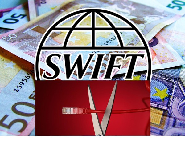 Lộ diện 7 ngân hàng Nga bị loại khỏi SWIFT