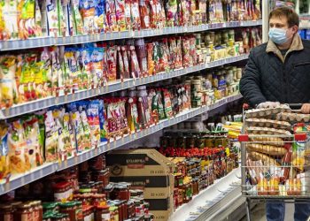 vimoney: Đòn mới của Nga: Cho phép nhập lậu hàng hóa từ phương Tây?