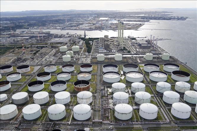 vimoney: Nhật Bản quyết định xả 7.5 triệu thùng dầu