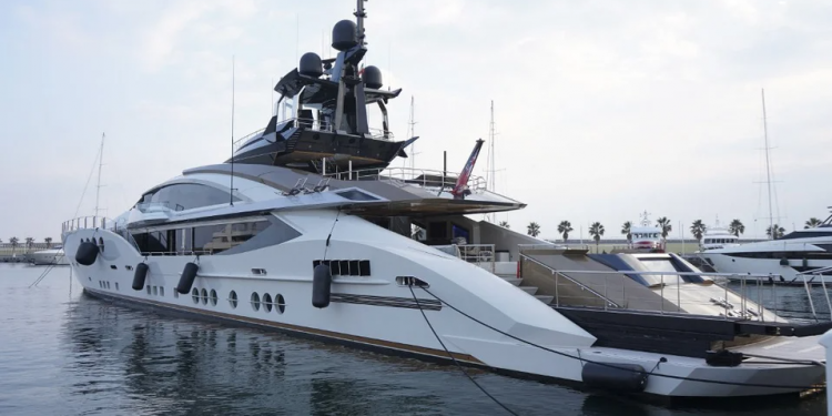 Mỹ thành lập đội đặc nhiệm REPO thực thi lệnh trừng phạt Nga