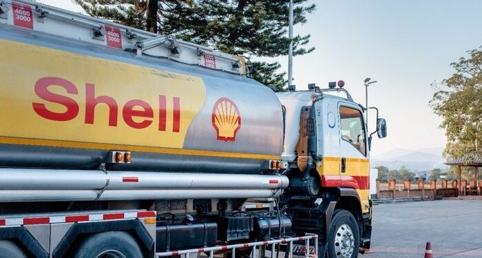 Tập đoàn Shell tuyên bố bắt đầu ngừng mua dầu thô Nga