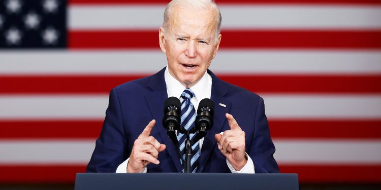 Mỹ khủng hoảng, tổng thống Joe Biden họp mặt các CEO cấp cao