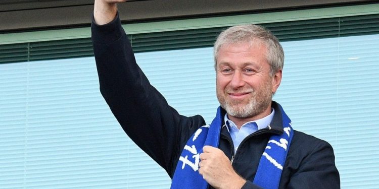 Kết thúc tình yêu 19 năm với Chelsea, tỷ phú Nga đang đàm phán mua đội bóng mới